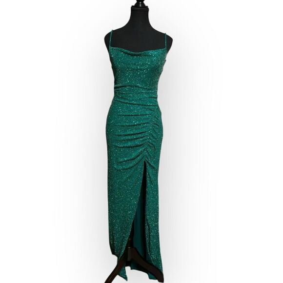 NWOT City Triangles Womens Green Sparkly Slit Maxi Dress Size XS Juniors - Picture 1 of 6